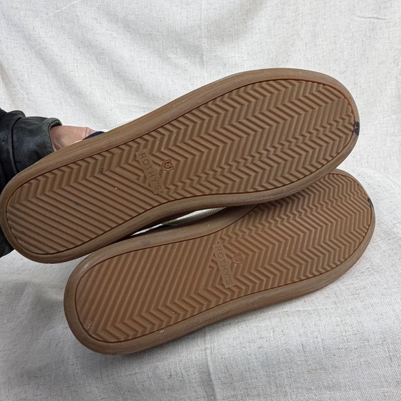 Rothy's‎ Men's 11.5 White Navy Lace Up Knit Sneakers Minimalist RS01 Gum Sole - Picture 6 of 7